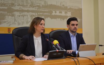 El Gobierno municipal exige al presidente de la Junta que implante el Grado de Informática en vez de Podología al próximo curso