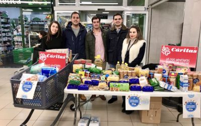 NNGG recoge 1.000 kg de alimentos para donar a Cáritas
