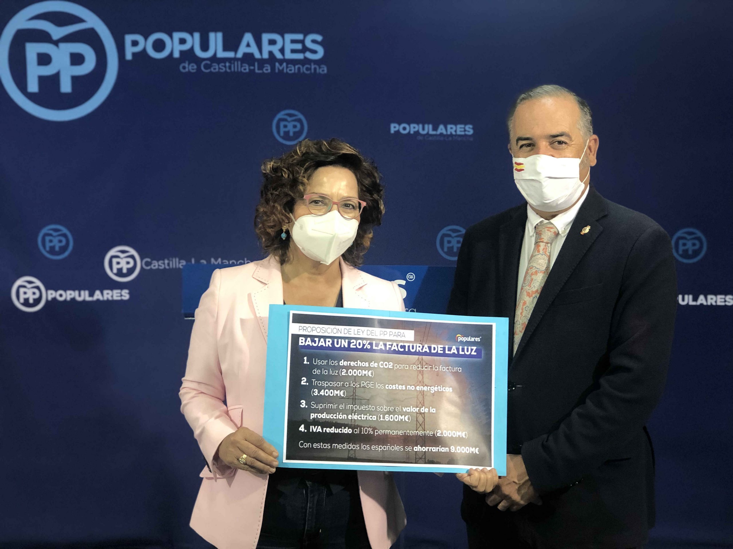 Los parlamentarios del PP exigen a Sánchez que baje el recibo de la luz ...
