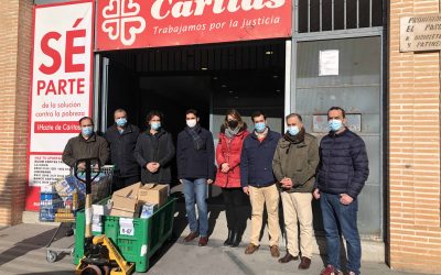 El PP y NNGG agradecen a los talaveranos su solidaridad por colaborar en la recogida de alimentos para Cáritas