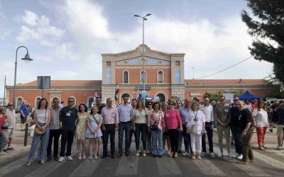 El PP sale a la calle por el soterramiento y en contra de un muro que parta en dos a Talavera
