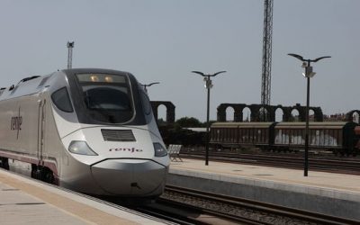 El PP pregunta a la alcaldesa “si ve normal” que Muro vote siempre en contra de Talavera