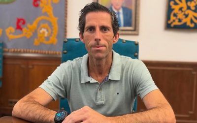 Núñez afirma que tras la reparación de una avería grave, la piscina cubierta El Prado ha restablecido su temperatura habitual 